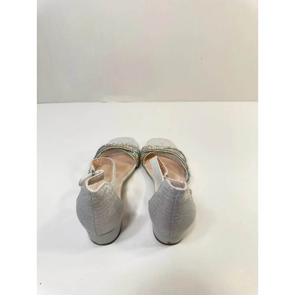 C29. Kelly & Katie Kids Silver Glitter-US 12